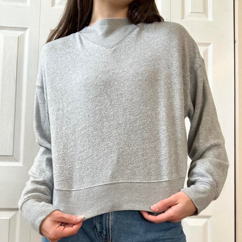 Urban Outfitters cropped sweatshirt
